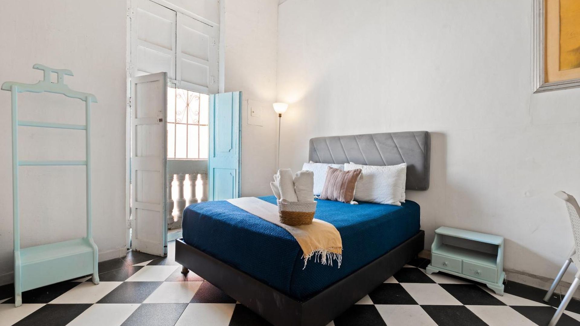 Casa Marie Hotel *