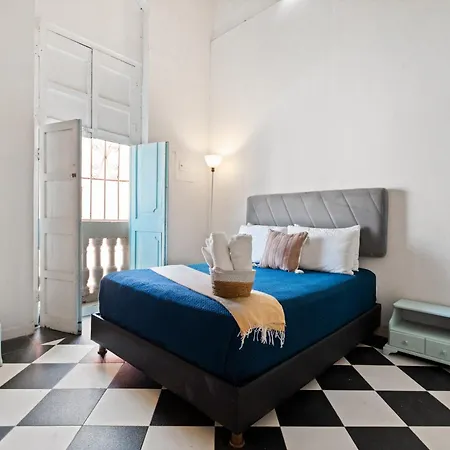 Casa Marie Hotel *