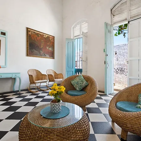 Casa Marie Hotel *